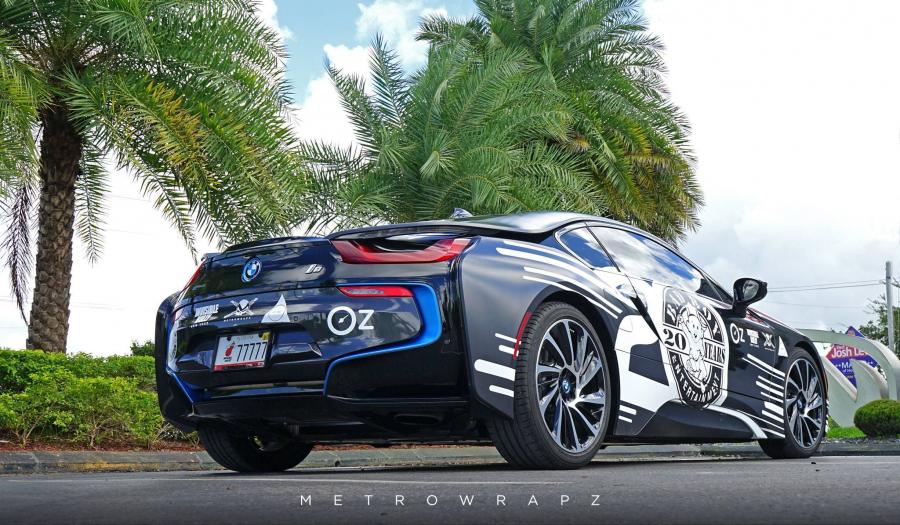  BMW i8 Collab by MetroWrapz 2016 года  (фото 10 из 11)